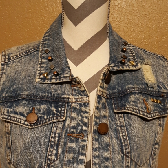 Tinseltown Denim couture (vest - Picture 2 of 6